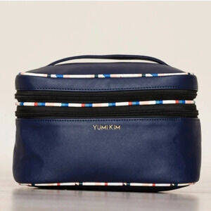 Yumi Kim Jetsetter Navy Makeup Train Case